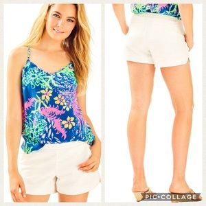 NWT. Lilly Pulitzer white plainweave 4" Adie short